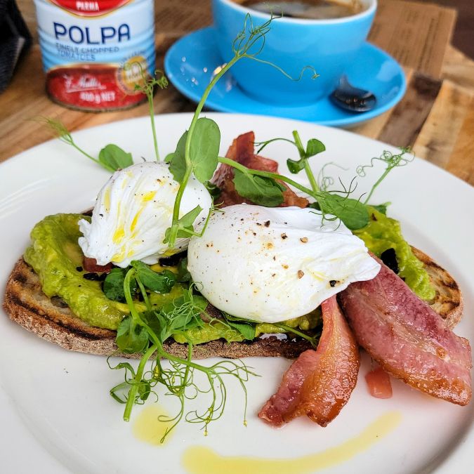 Best avocado on toast with eggs in Windsor and Marlow